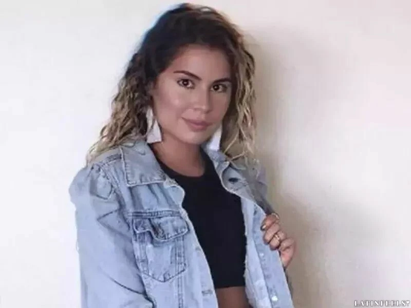 Vanessa Profile image 5