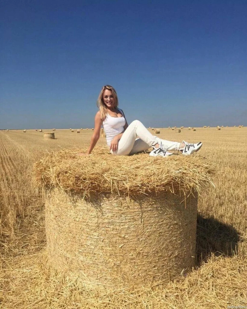 Viktoria Profile image 1