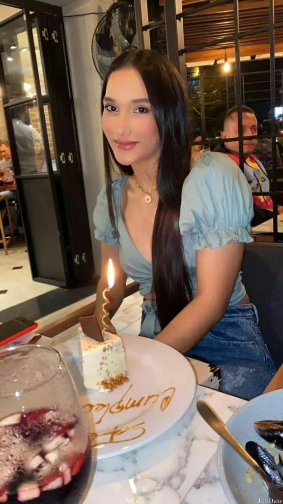 Karen Profile image 1