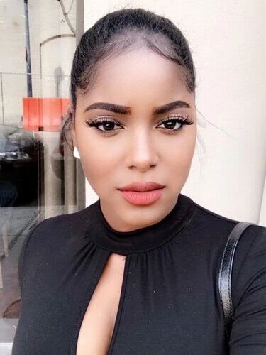 Ellebaby444 Profile image 1