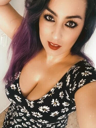 Danielle Profile image 2