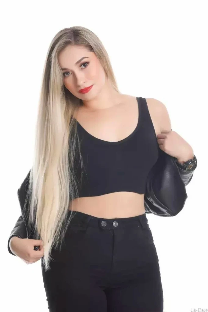 Carol Profile image 6