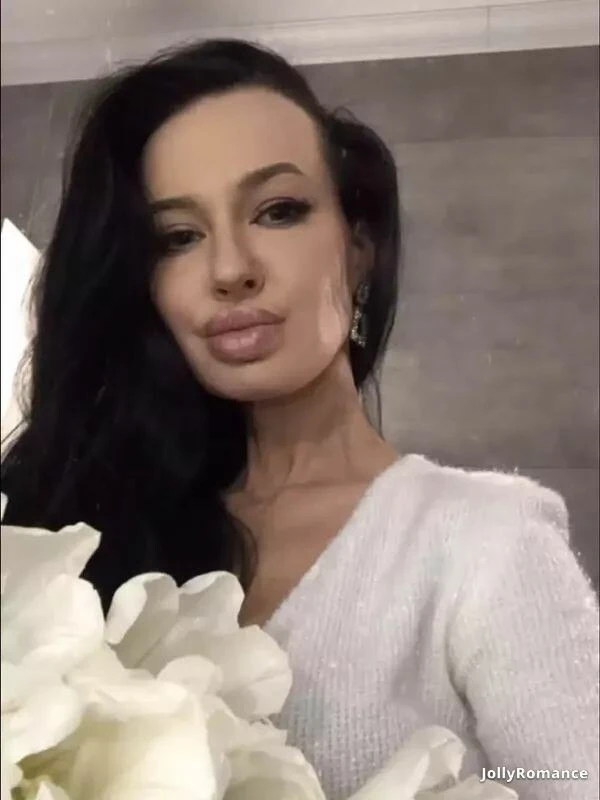 Ekaterina Profile image 2