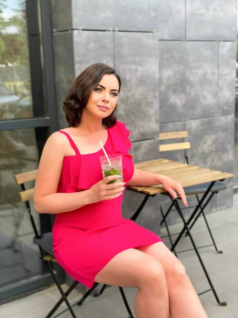 Ekaterina Profile image 5