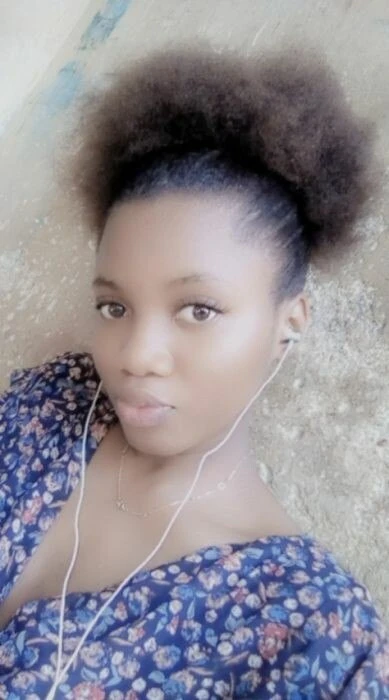 aparsa59 Profile image 1