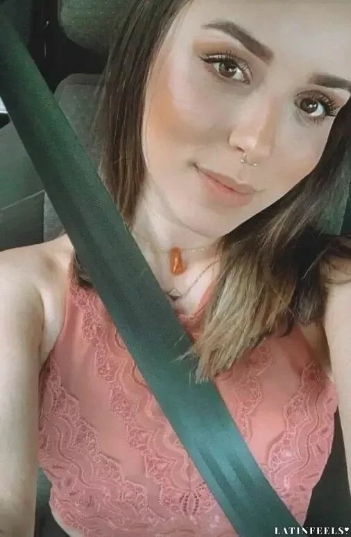 Manuela Profile image 1