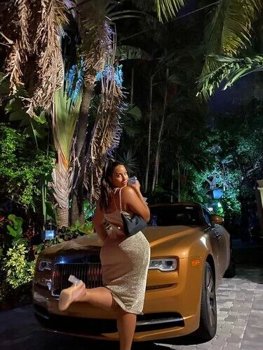 _Clara223 Profile image 3