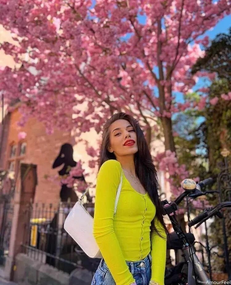 Elizaveta Profile image 3