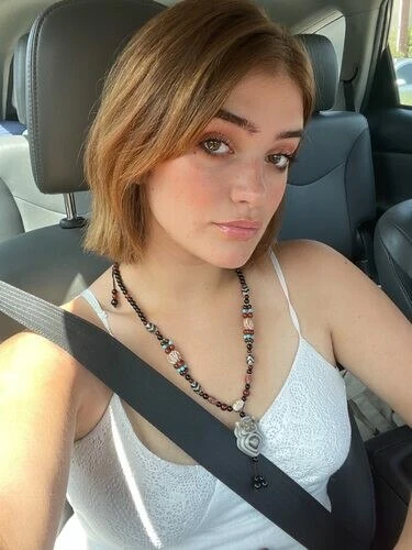 Desert woman Profile image 2