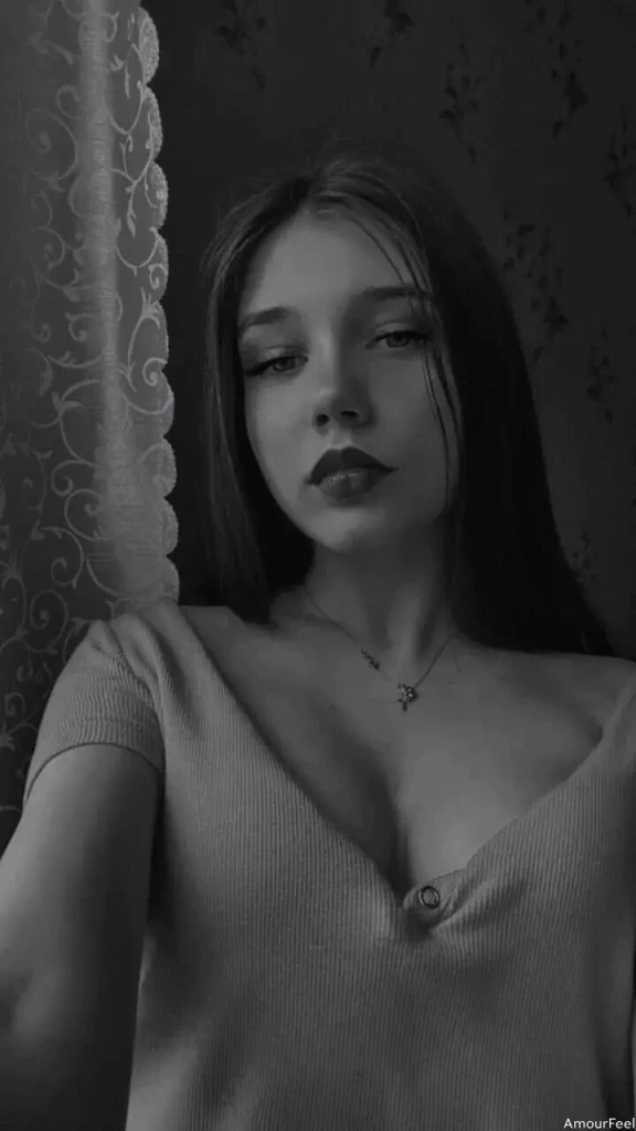 Elizabeth Profile image 1