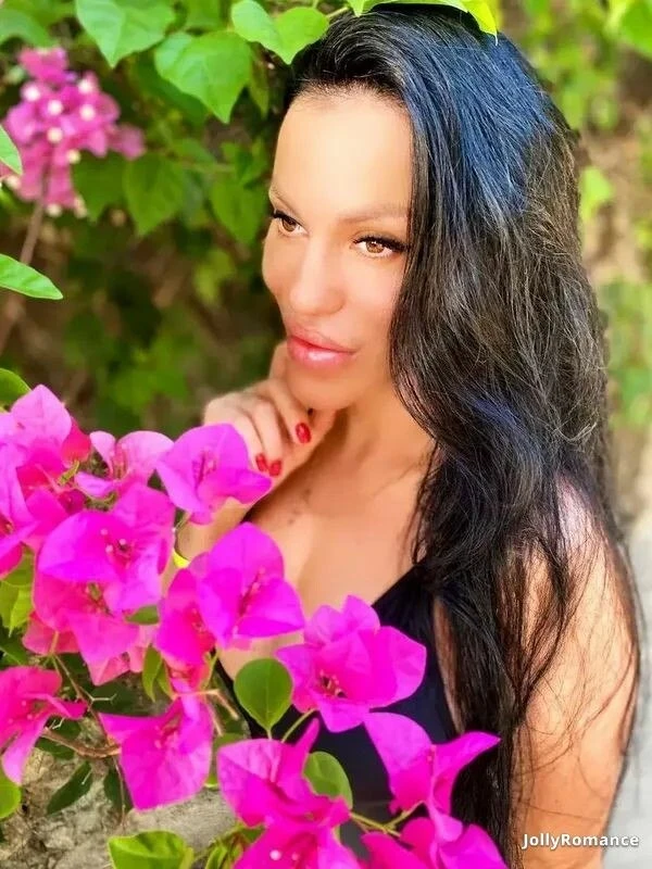 Nataliya Profile image 4