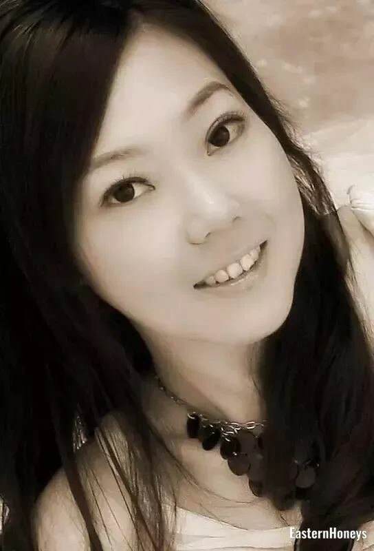 Mengjie Zhang Profile image 5