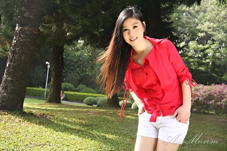 Sophie Profile image 2