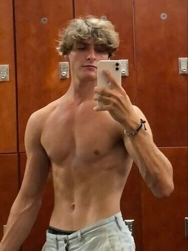 vintagenips Profile image 2