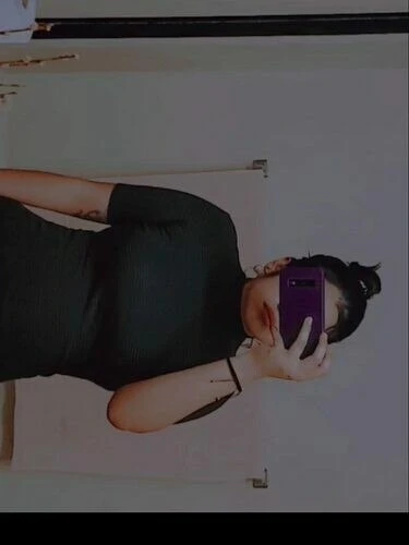 Emillionaireeeee Profile image 1