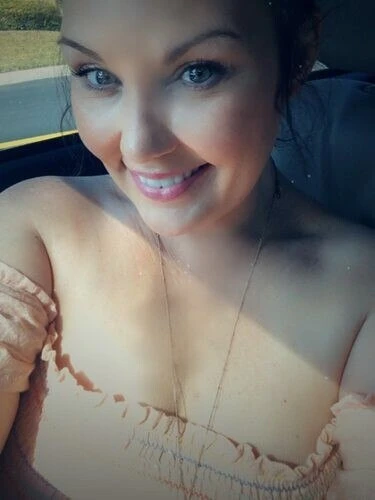 Lustful smile Profile image 1