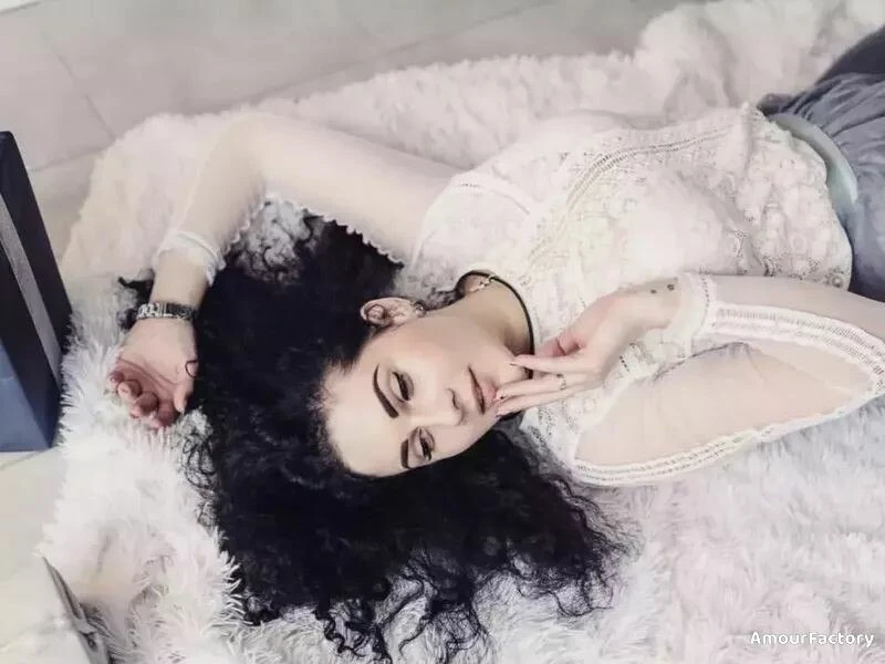 Kateryna Profile image 4