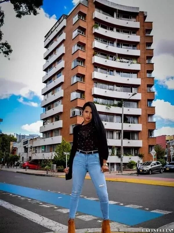 Viviana Profile image 2