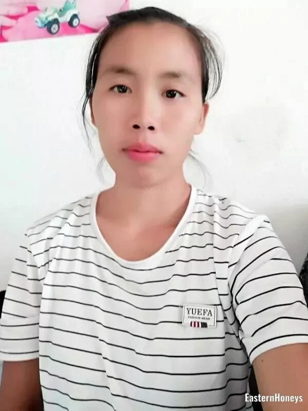 Liya Profile image 2