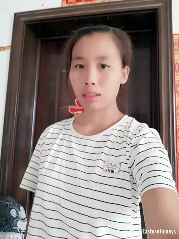 Liya Profile image 1