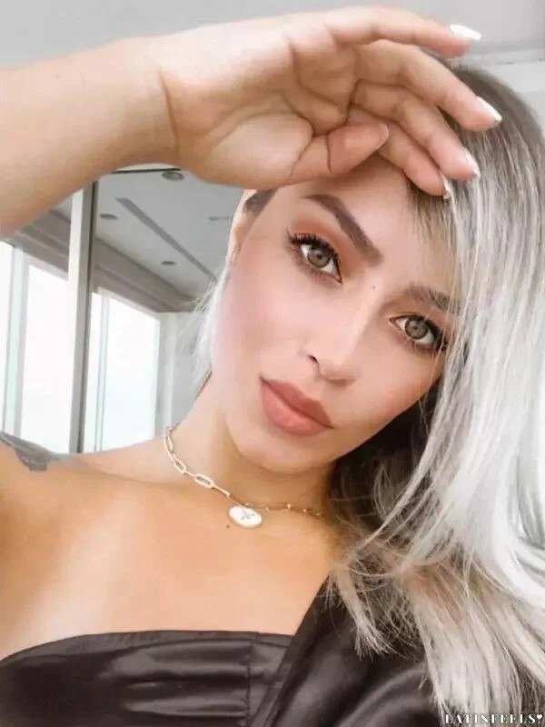 Mariana Profile image 4
