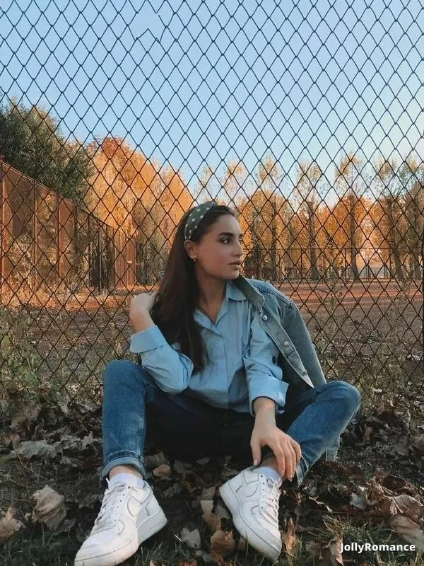 Julia Profile image 2