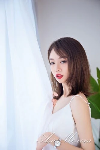 Phyllis Profile image 3