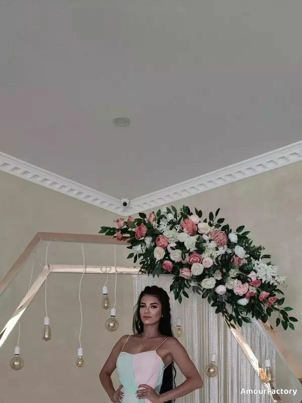 Elena Profile image 2