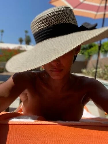 ComedicBelle Profile image 1