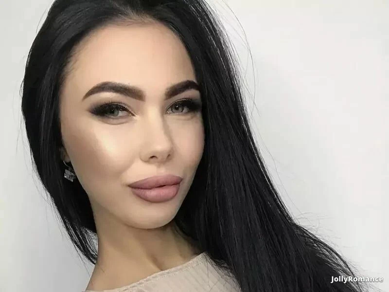 Olga Profile image 1