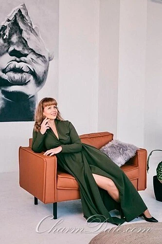 Oksana Profile image 3