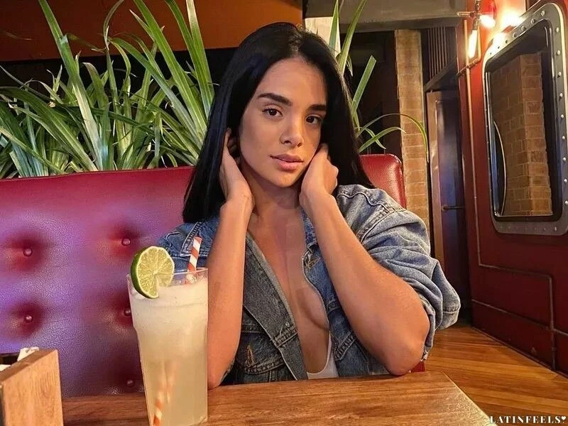 Alexandra Profile image 2