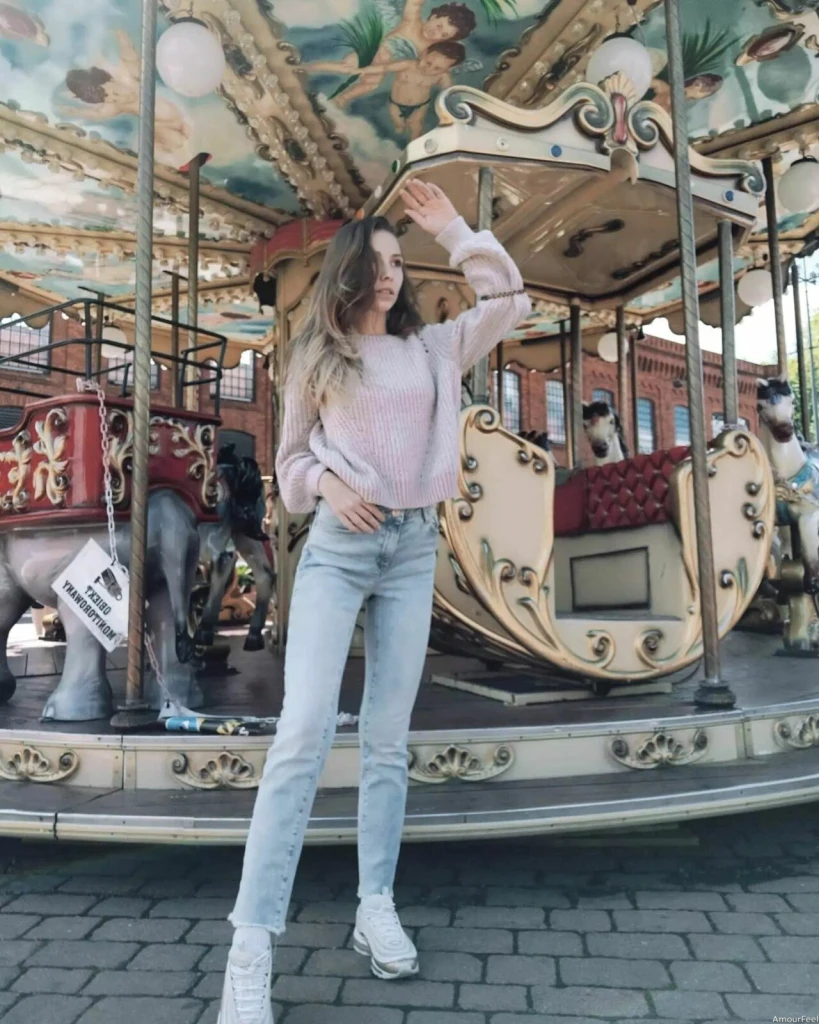 Vlada Profile image 4