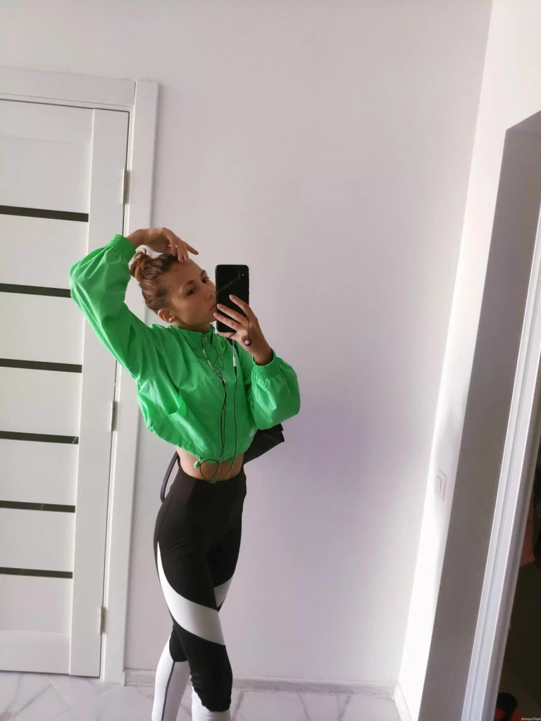 Vlada Profile image 3