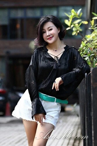 Sophia Profile image 1