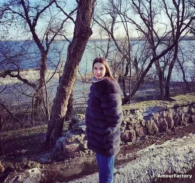 Julia Profile image 5