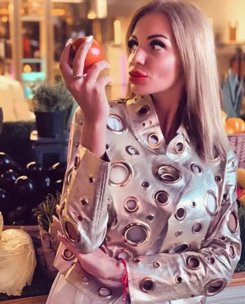 Alina Profile image 5