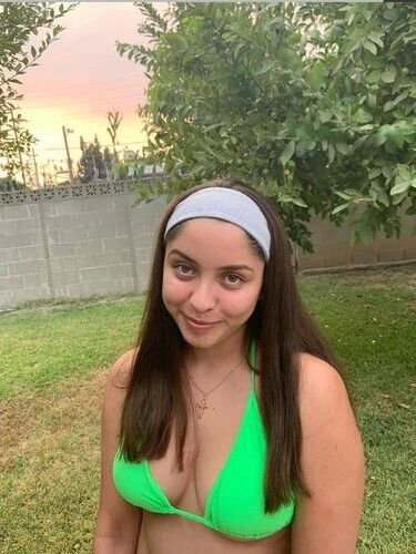 Alyssa Profile image 3