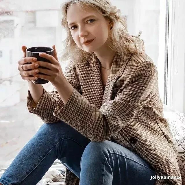 Oksana Profile image 5