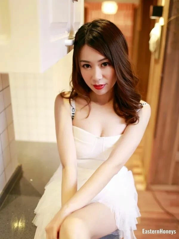 Yiqi Profile image 5