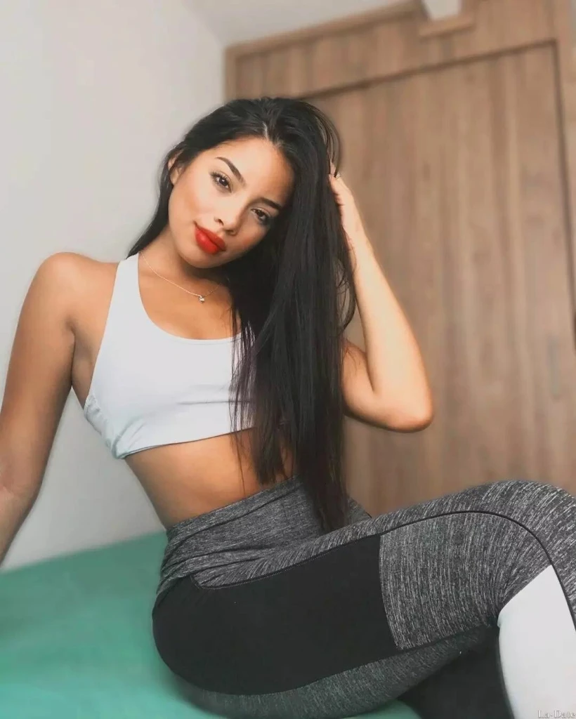 Camila Profile image 2