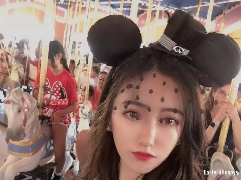 Qiulan Profile image 1