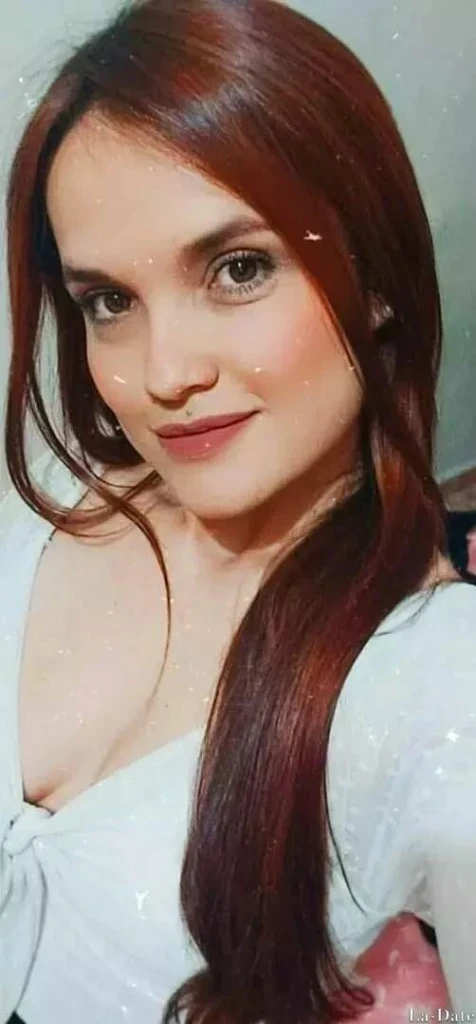 Manuela Profile image 4