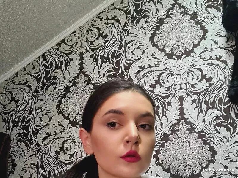 Juliya Profile image 2