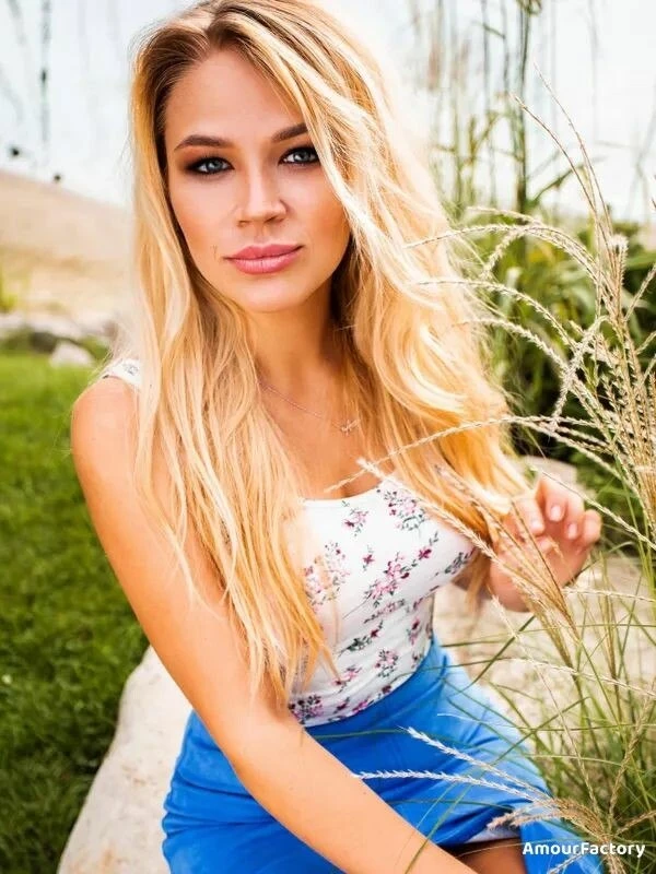 Kateryna Profile image 2