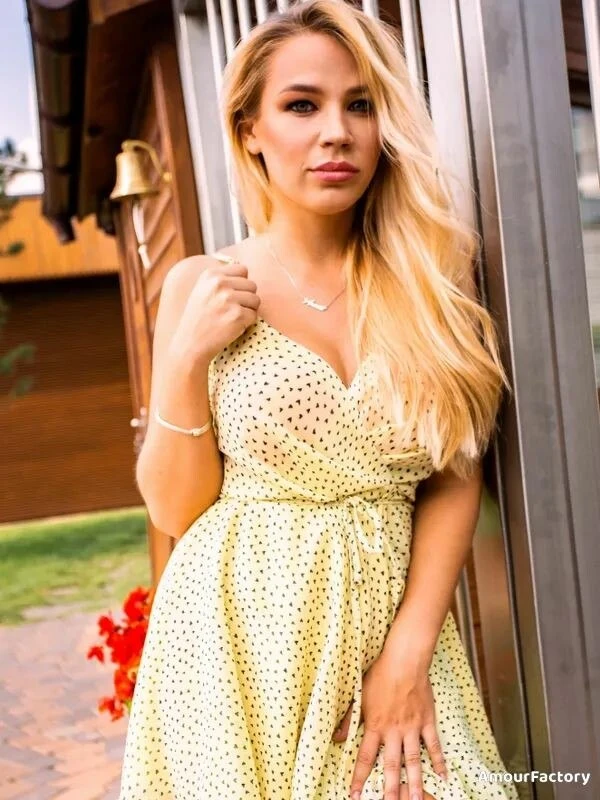 Kateryna Profile image 3