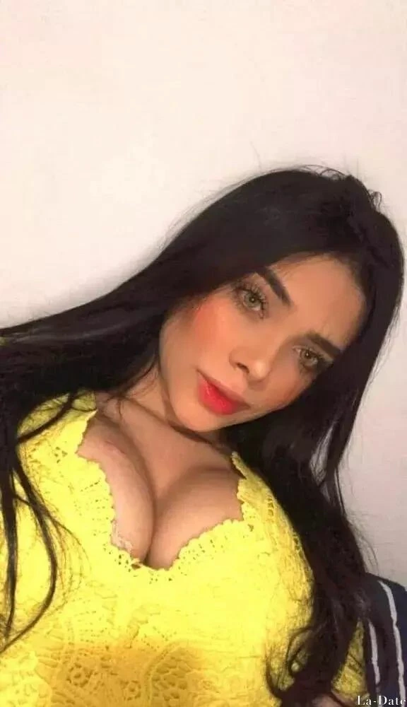 Paula Profile image 5