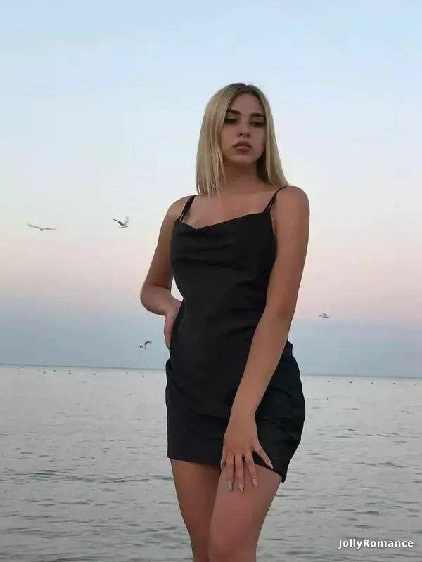 Anna Profile image 3