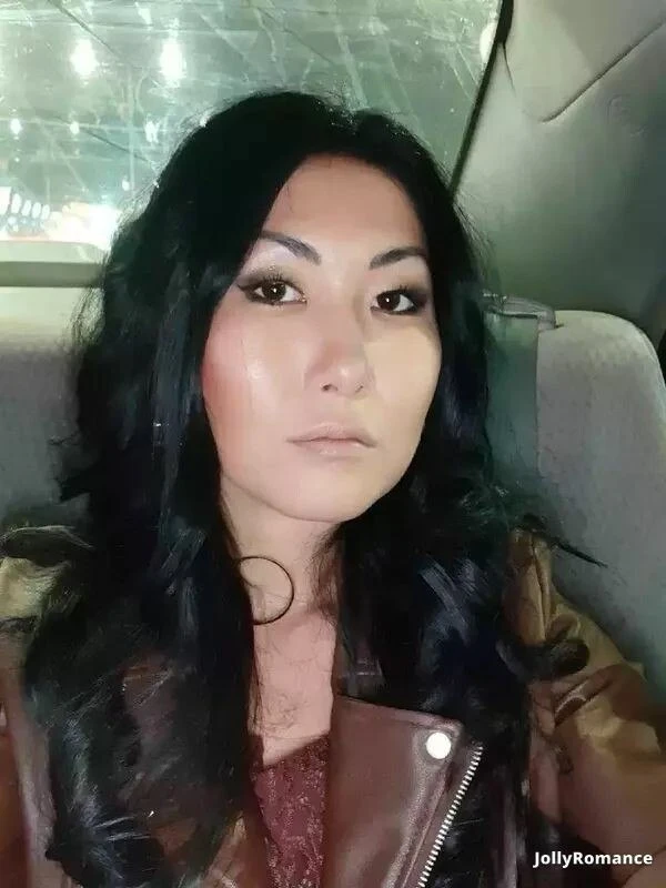 Kristina Profile image 2