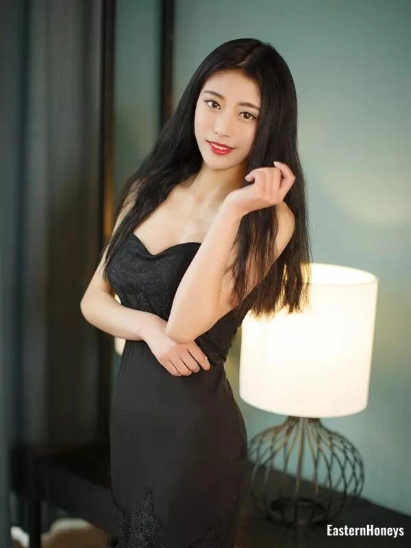 Shanshan Profile image 4